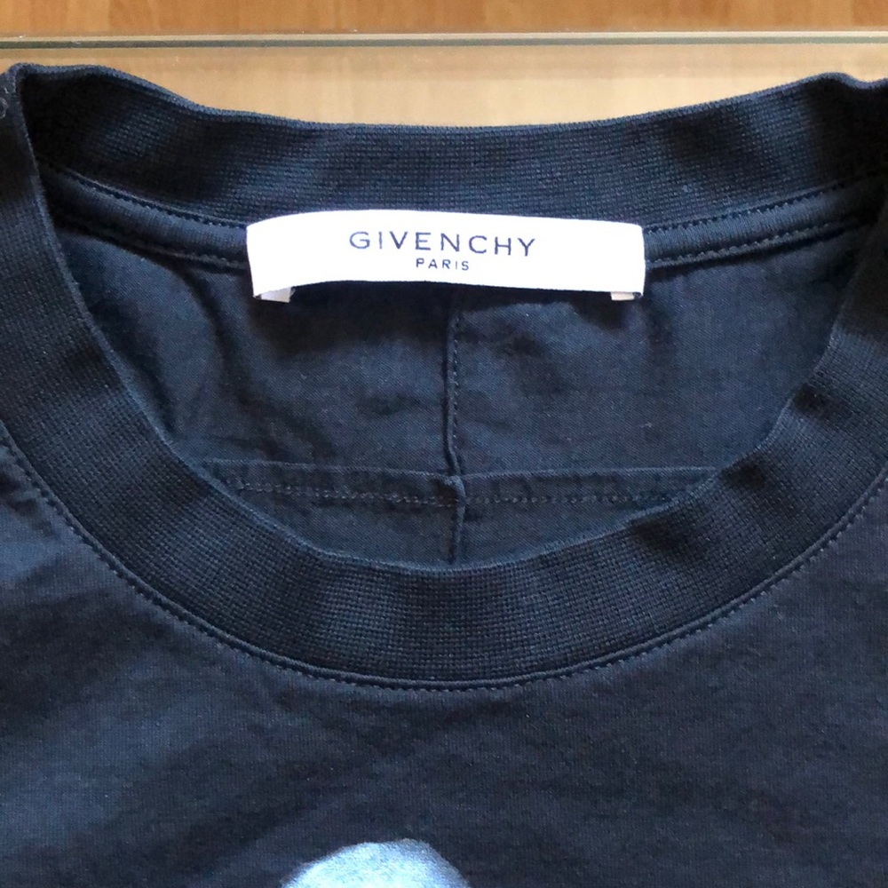 Givenchy shark T-shirt